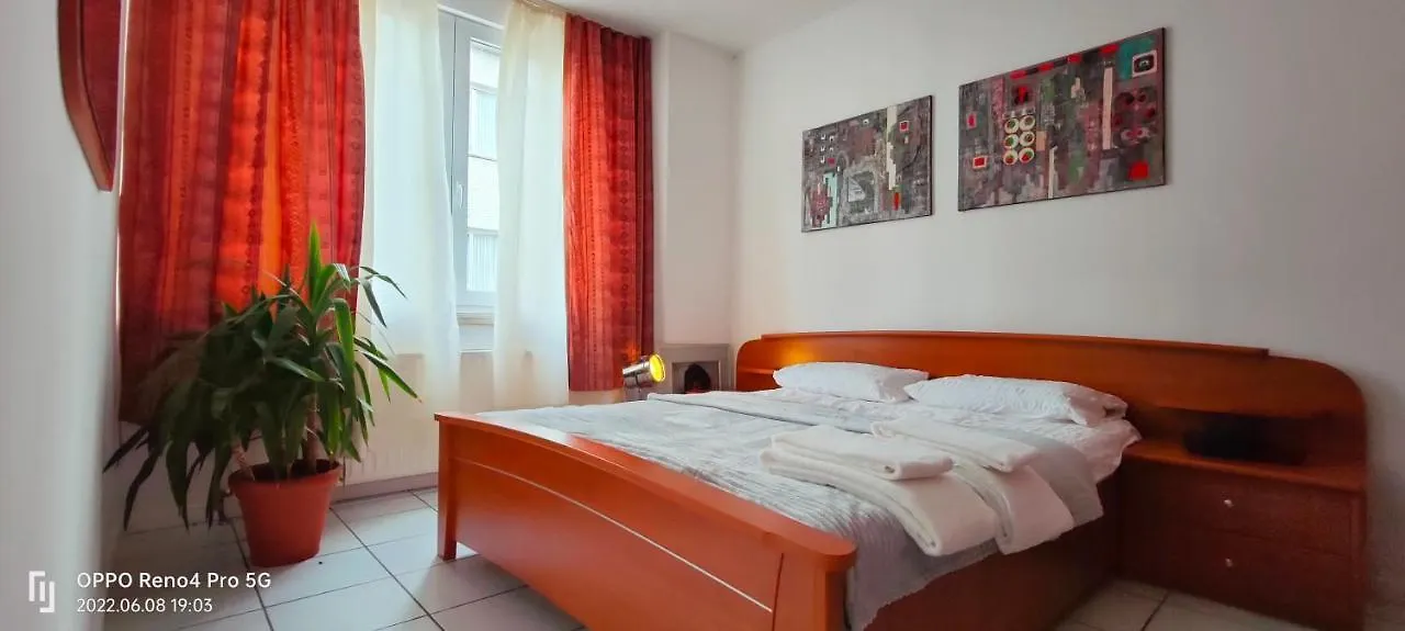 Compact Cozy Place Good For 3 Person! Apartment Antwerp