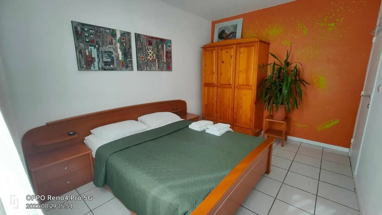 Compact Cozy Place Good For 3 Person! Apartment Antwerp 0*,